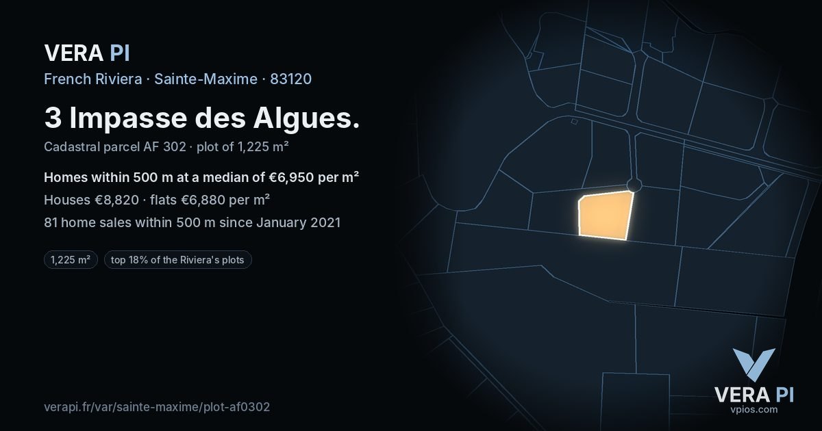 3 Impasse des Algues, Sainte-Maxime at night – the plot lit, the parcels around coloured by the prices near them