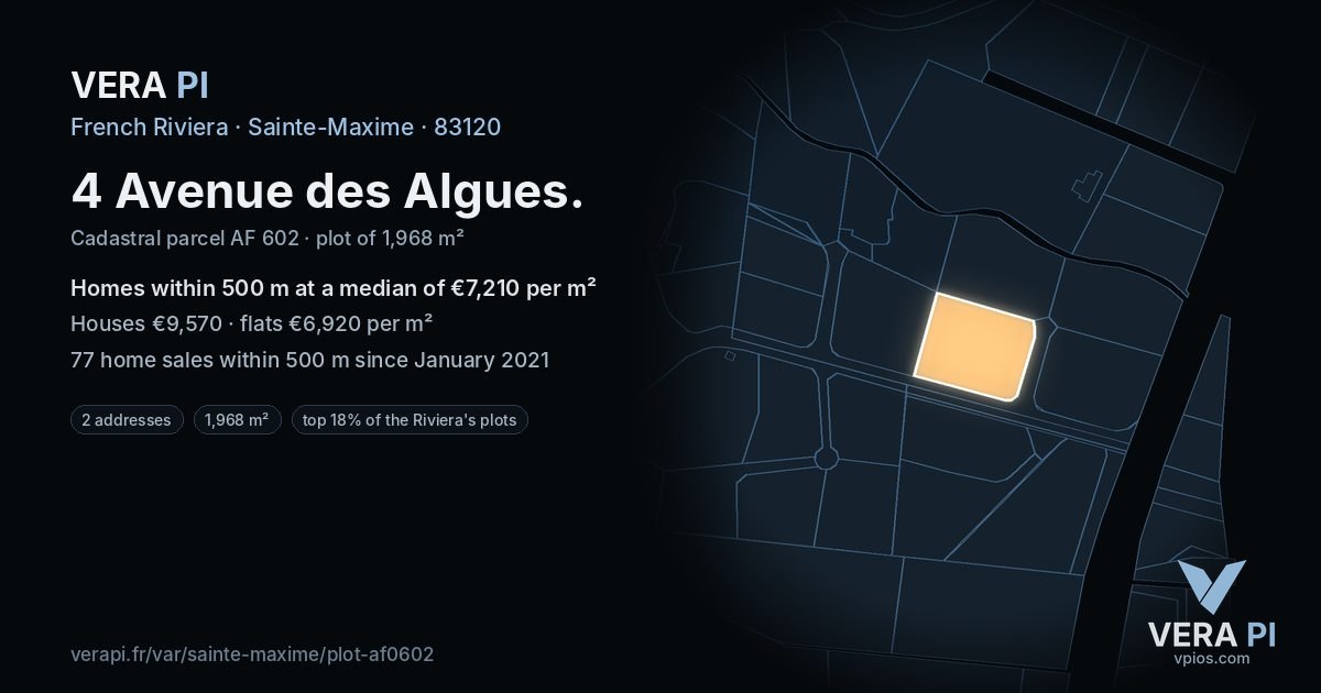 4 Avenue des Algues, Sainte-Maxime at night – the plot lit, the parcels around coloured by the prices near them
