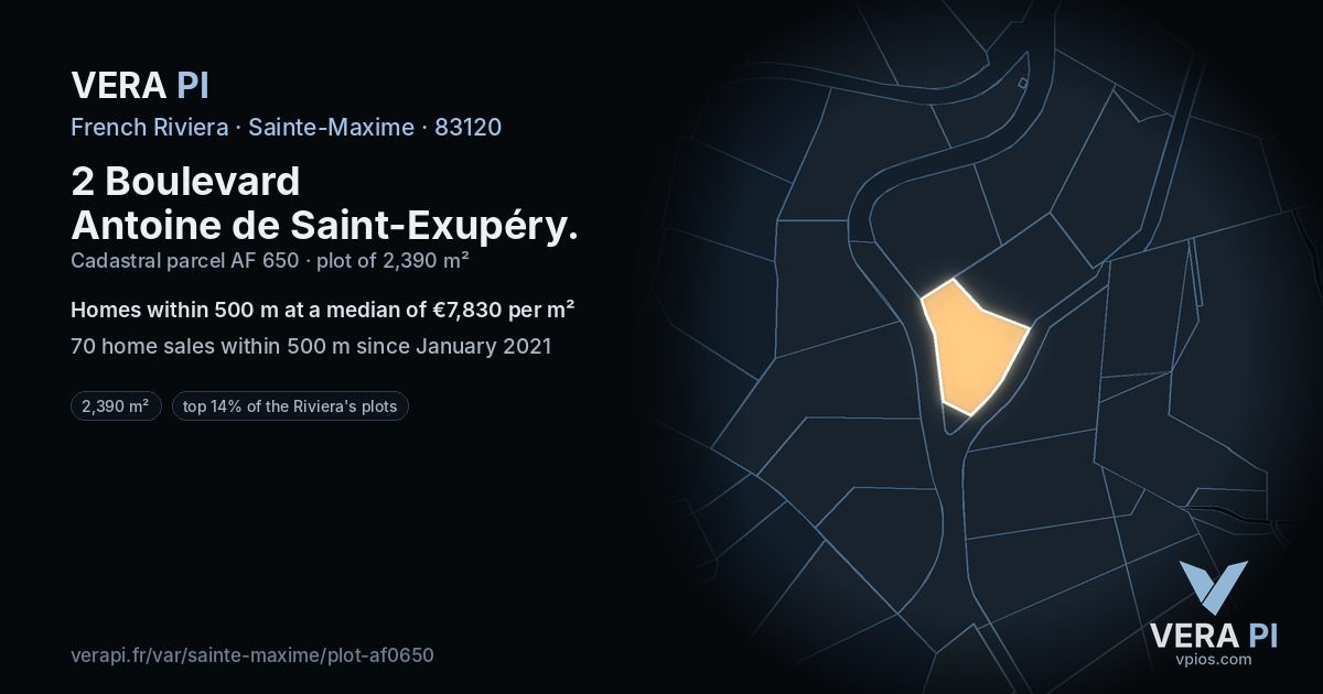 2 Boulevard Antoine de Saint-Exupéry, Sainte-Maxime at night – the plot lit, the parcels around coloured by the prices near them