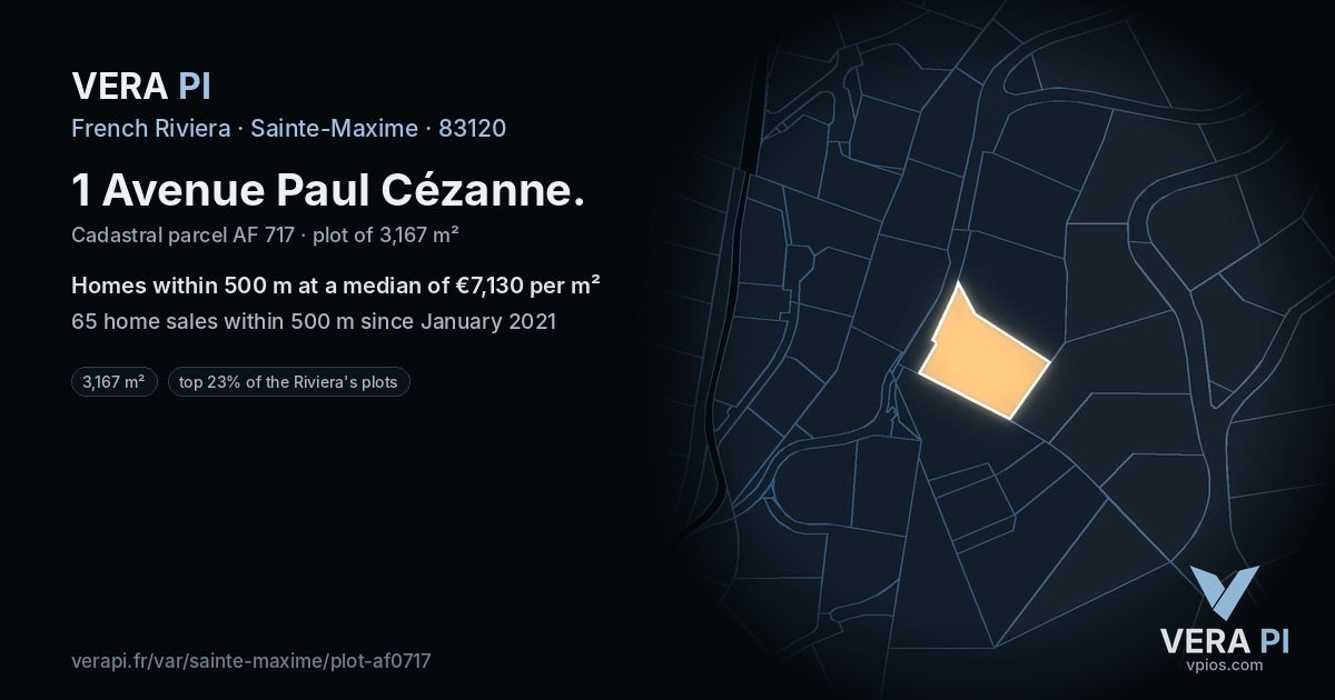 1 Avenue Paul Cézanne, Sainte-Maxime at night – the plot lit, the parcels around coloured by the prices near them