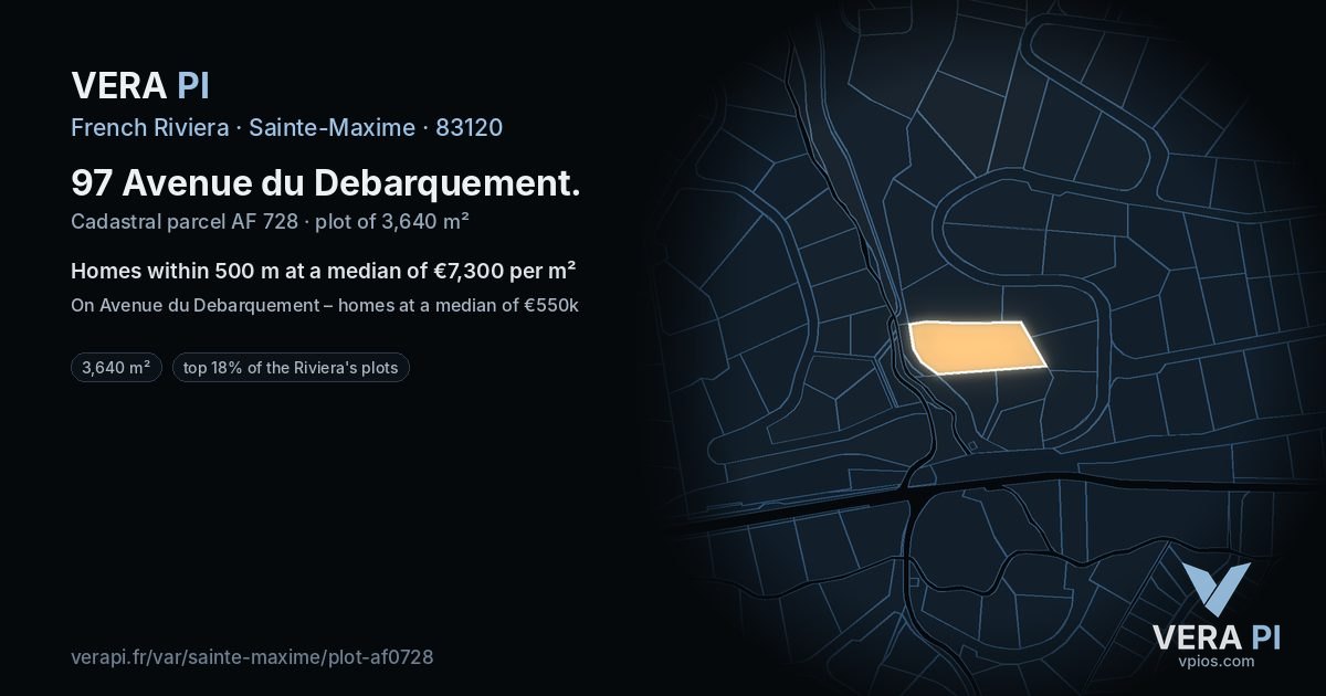 97 Avenue du Debarquement, Sainte-Maxime at night – the plot lit, the parcels around coloured by the prices near them