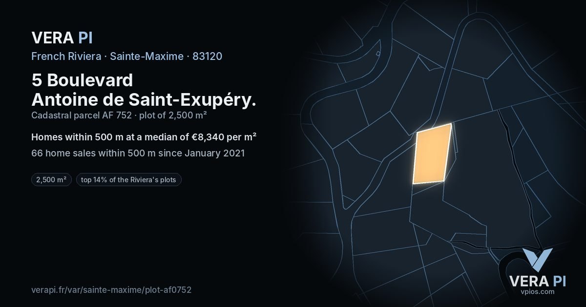 5 Boulevard Antoine de Saint-Exupéry, Sainte-Maxime at night – the plot lit, the parcels around coloured by the prices near them