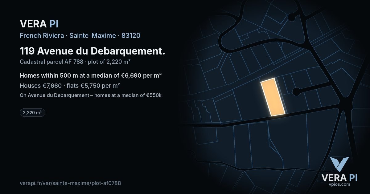 119 Avenue du Debarquement, Sainte-Maxime at night – the plot lit, the parcels around coloured by the prices near them