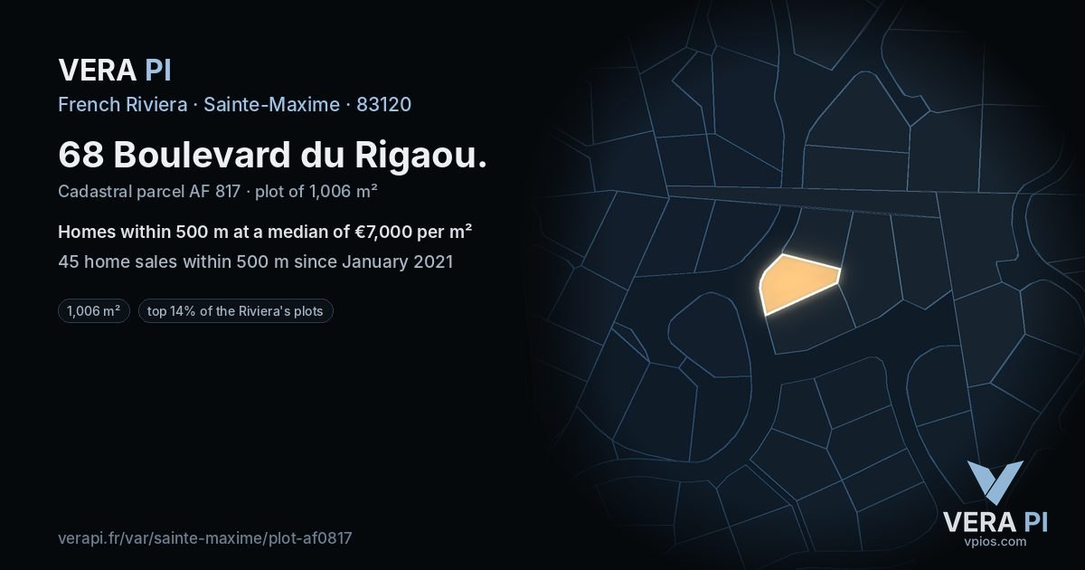 68 Boulevard du Rigaou, Sainte-Maxime at night – the plot lit, the parcels around coloured by the prices near them