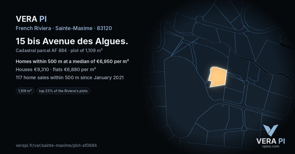 15 bis Avenue des Algues, Sainte-Maxime at night – the plot lit, the parcels around coloured by the prices near them