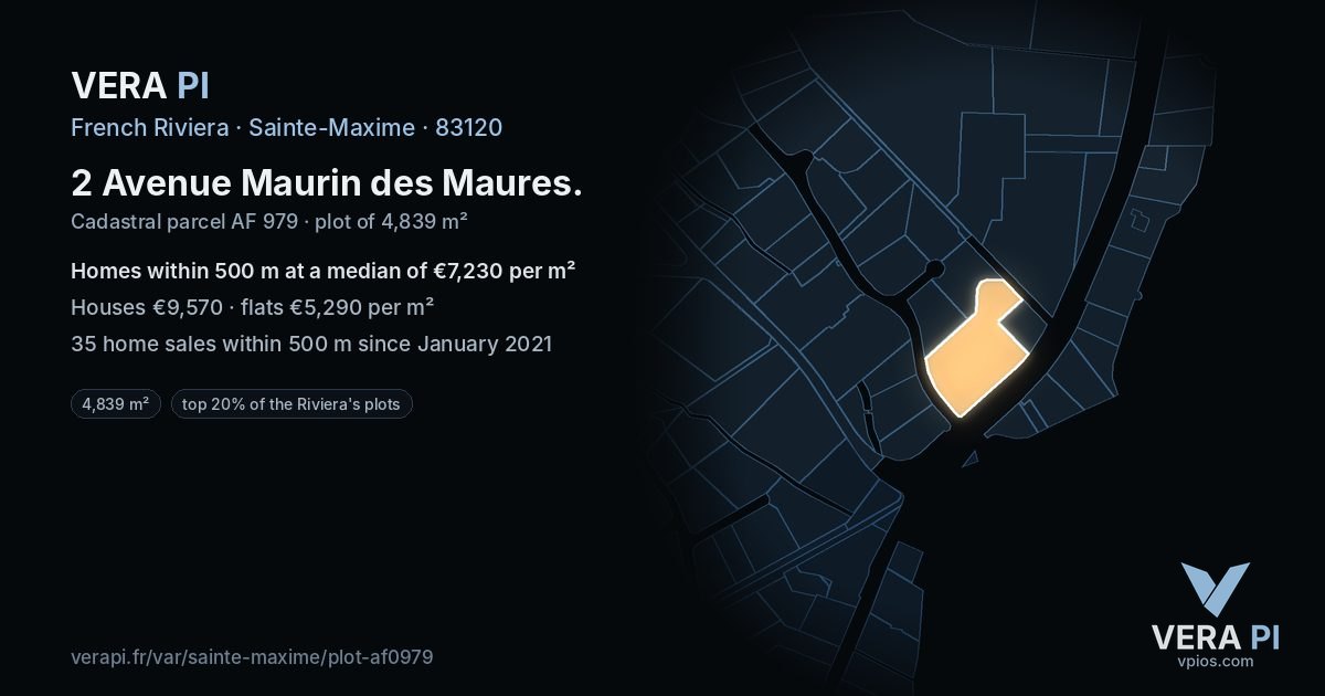 2 Avenue Maurin des Maures, Sainte-Maxime at night – the plot lit, the parcels around coloured by the prices near them
