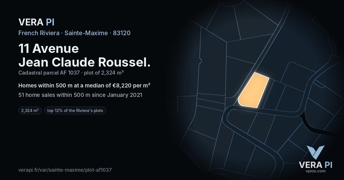 11 Avenue Jean Claude Roussel, Sainte-Maxime at night – the plot lit, the parcels around coloured by the prices near them