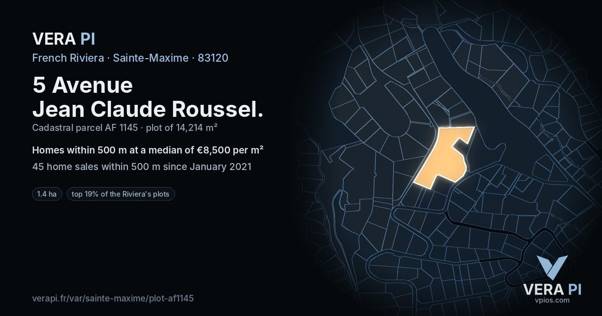 5 Avenue Jean Claude Roussel, Sainte-Maxime at night – the plot lit, the parcels around coloured by the prices near them
