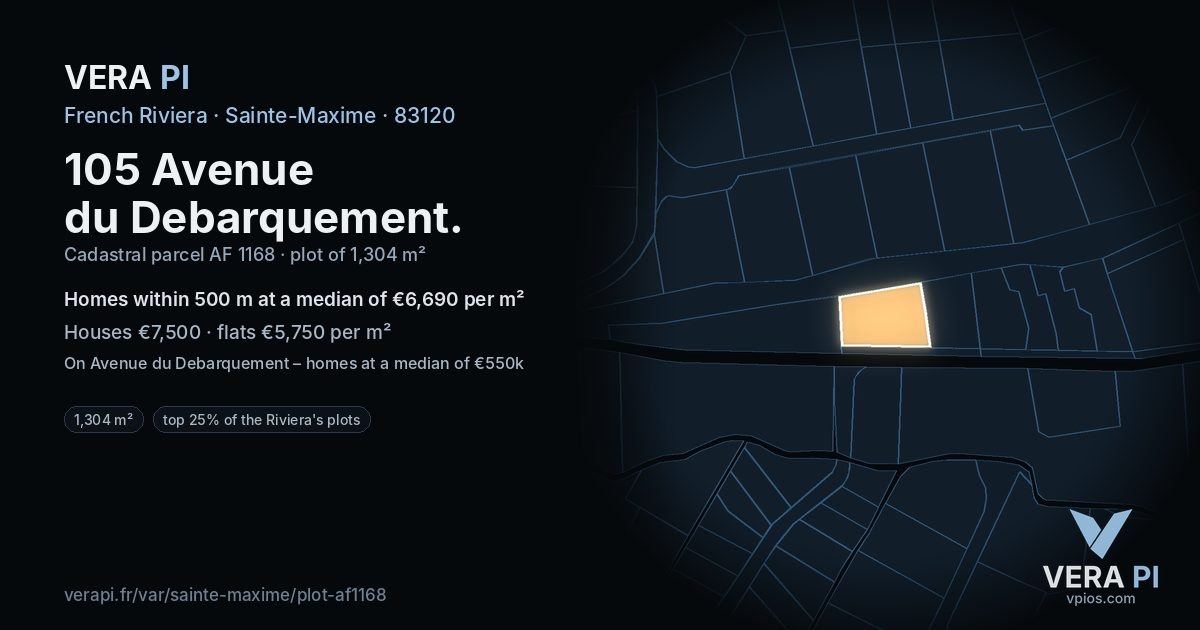 105 Avenue du Debarquement, Sainte-Maxime at night – the plot lit, the parcels around coloured by the prices near them