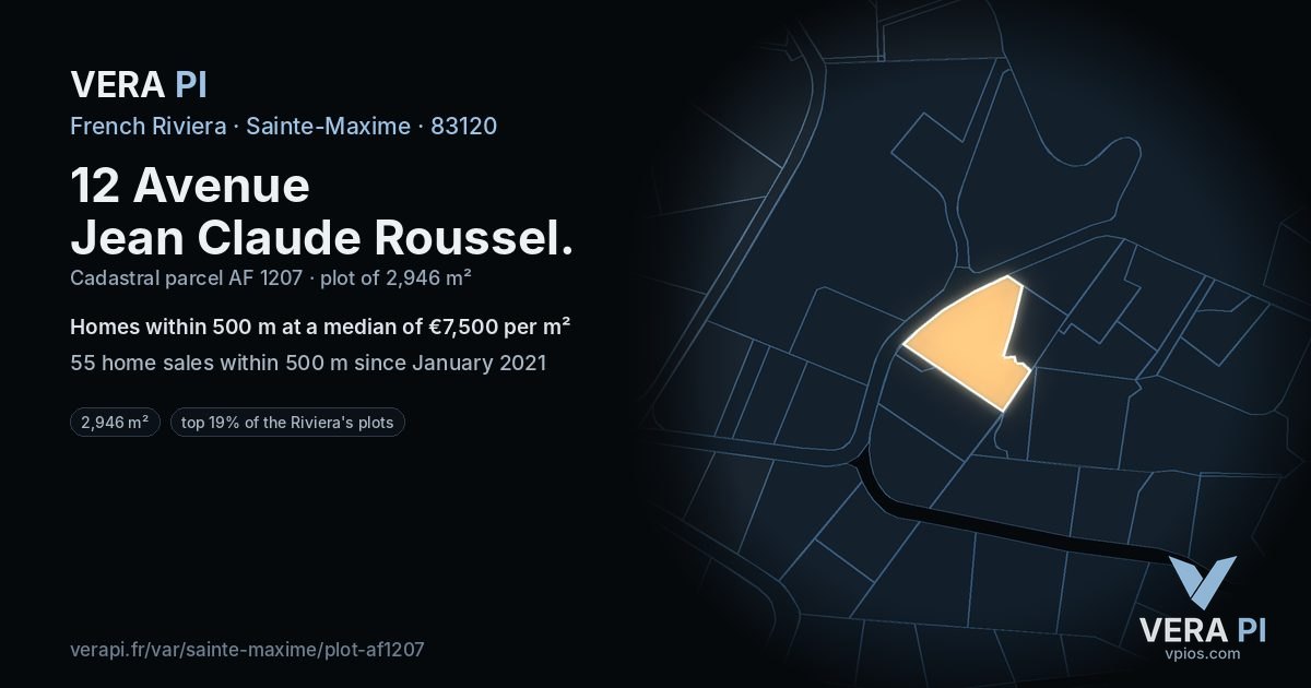 12 Avenue Jean Claude Roussel, Sainte-Maxime at night – the plot lit, the parcels around coloured by the prices near them