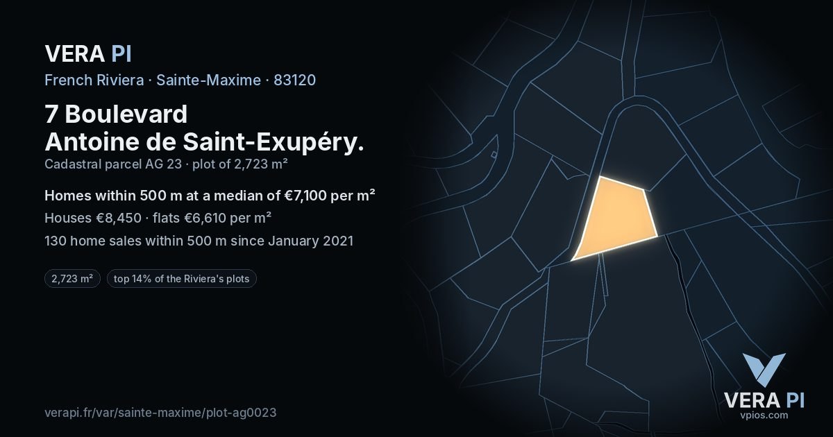 7 Boulevard Antoine de Saint-Exupéry, Sainte-Maxime at night – the plot lit, the parcels around coloured by the prices near them