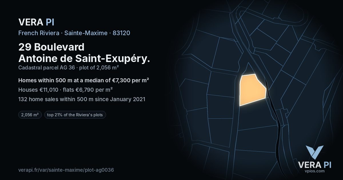 29 Boulevard Antoine de Saint-Exupéry, Sainte-Maxime at night – the plot lit, the parcels around coloured by the prices near them