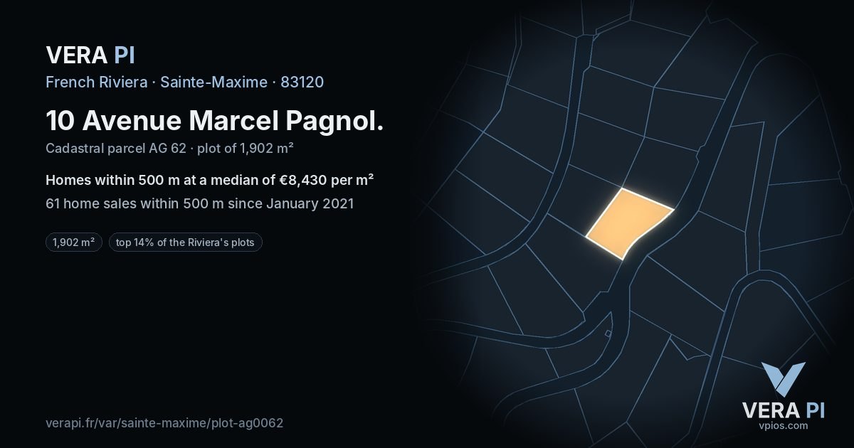 10 Avenue Marcel Pagnol, Sainte-Maxime at night – the plot lit, the parcels around coloured by the prices near them