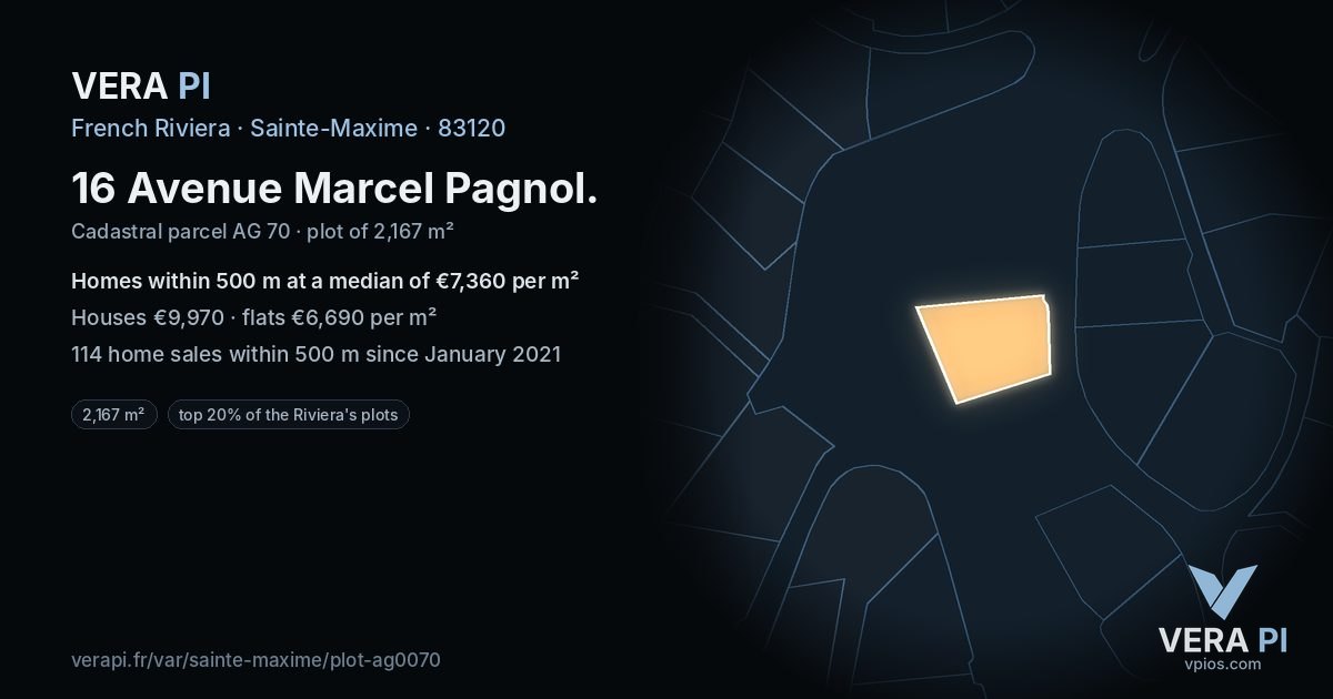 16 Avenue Marcel Pagnol, Sainte-Maxime at night – the plot lit, the parcels around coloured by the prices near them