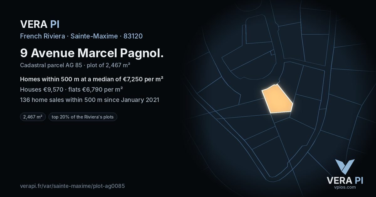 9 Avenue Marcel Pagnol, Sainte-Maxime at night – the plot lit, the parcels around coloured by the prices near them