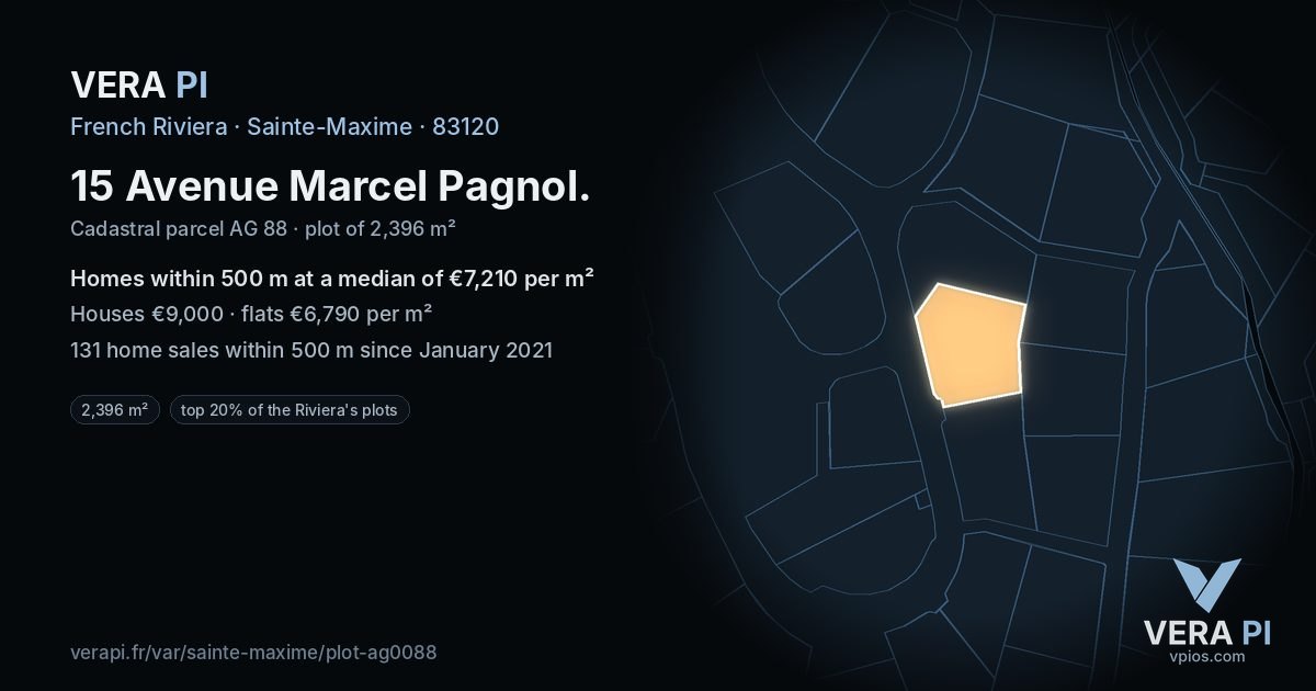 15 Avenue Marcel Pagnol, Sainte-Maxime at night – the plot lit, the parcels around coloured by the prices near them