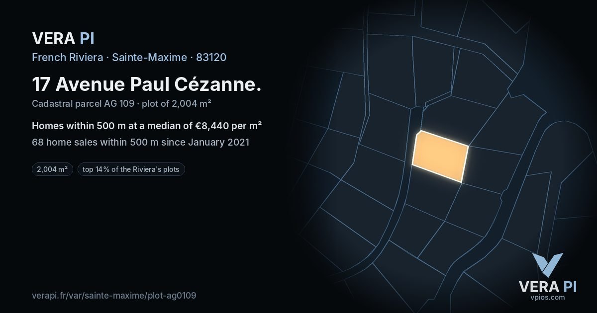 17 Avenue Paul Cézanne, Sainte-Maxime at night – the plot lit, the parcels around coloured by the prices near them