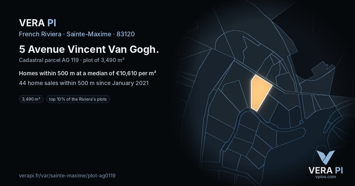 5 Avenue Vincent Van Gogh, Sainte-Maxime at night – the plot lit, the parcels around coloured by the prices near them