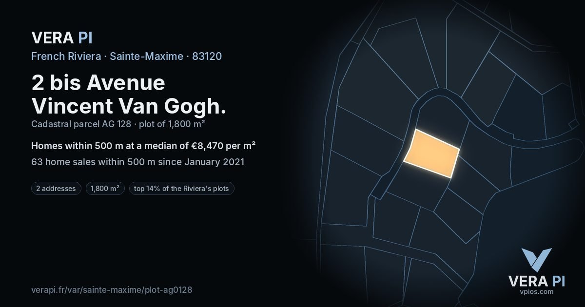 2 bis Avenue Vincent Van Gogh, Sainte-Maxime at night – the plot lit, the parcels around coloured by the prices near them