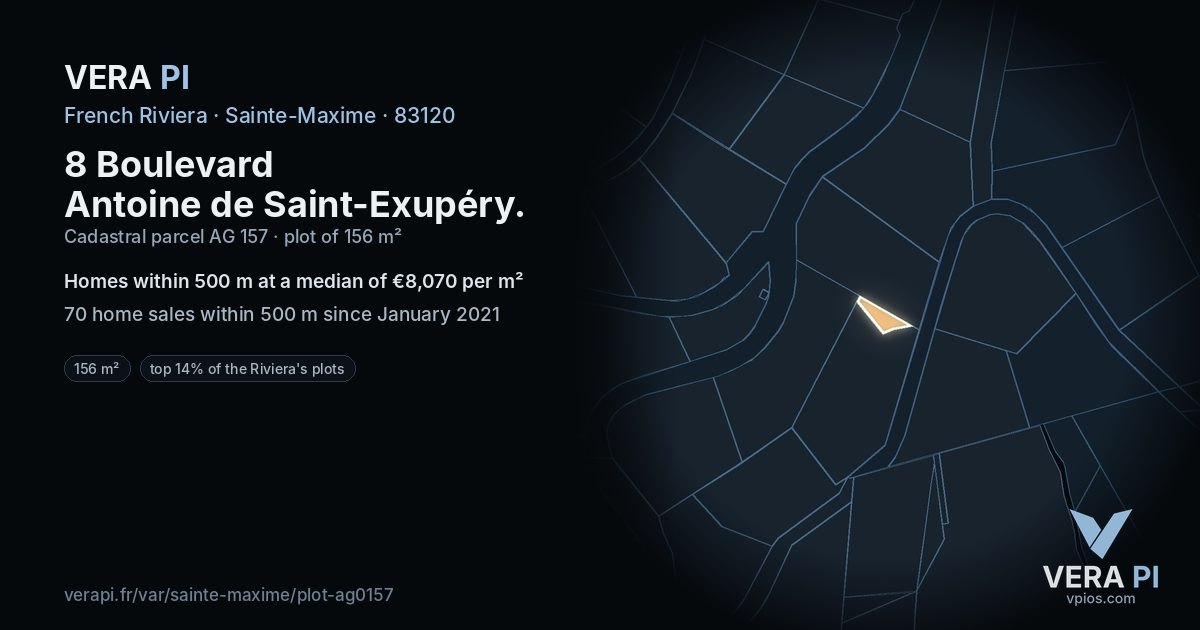 8 Boulevard Antoine de Saint-Exupéry, Sainte-Maxime at night – the plot lit, the parcels around coloured by the prices near them