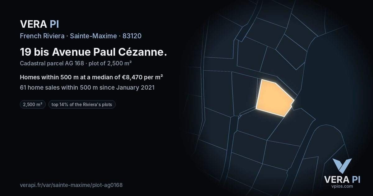 19 bis Avenue Paul Cézanne, Sainte-Maxime at night – the plot lit, the parcels around coloured by the prices near them
