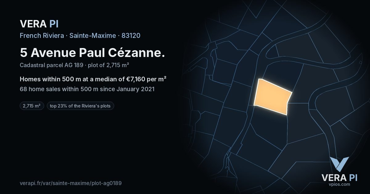 5 Avenue Paul Cézanne, Sainte-Maxime at night – the plot lit, the parcels around coloured by the prices near them