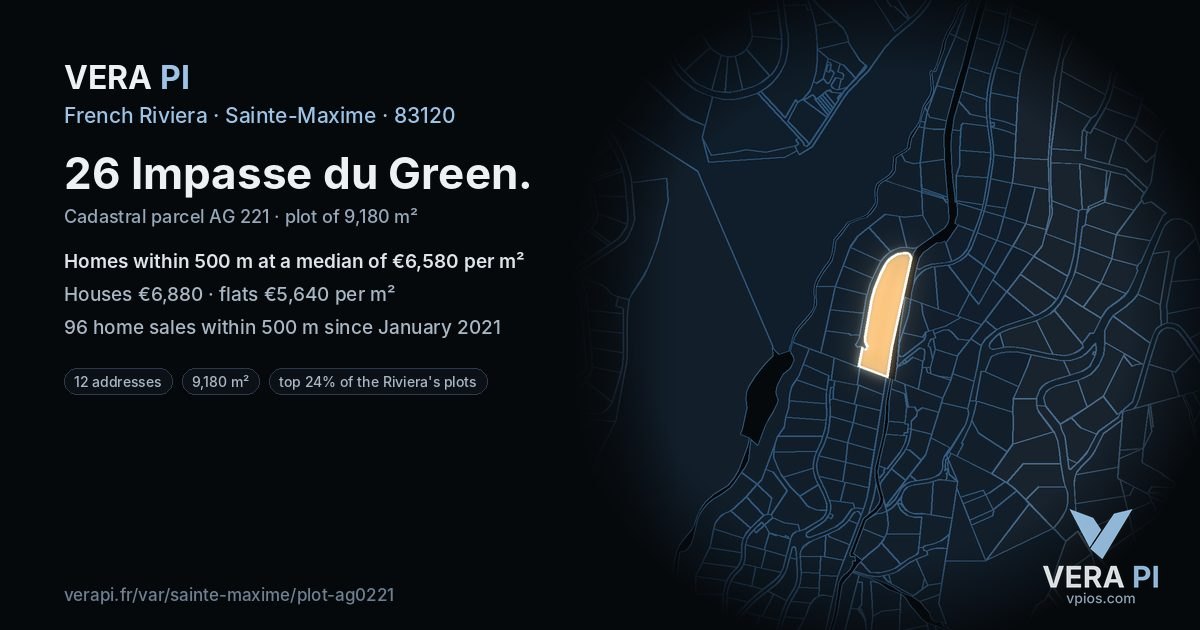 26 Impasse du Green, Sainte-Maxime at night – the plot lit, the parcels around coloured by the prices near them