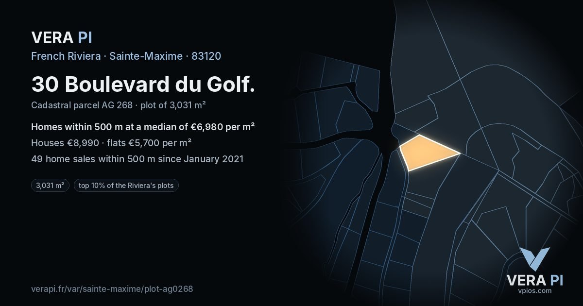 30 Boulevard du Golf, Sainte-Maxime at night – the plot lit, the parcels around coloured by the prices near them