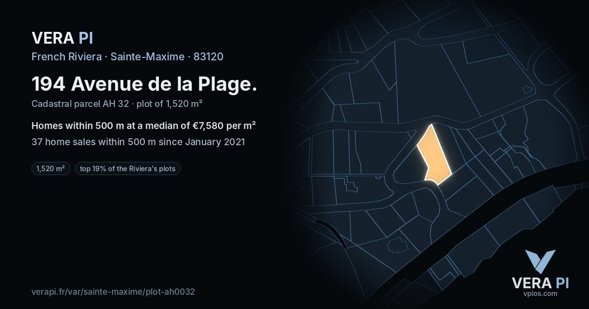 194 Avenue de la Plage, Sainte-Maxime at night – the plot lit, the parcels around coloured by the prices near them