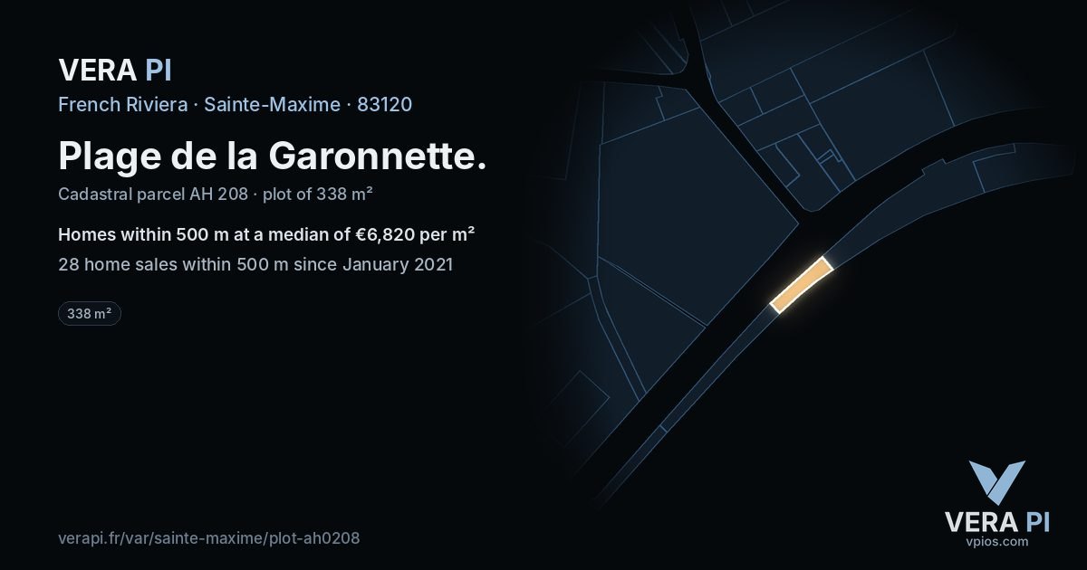 Plage de la Garonnette, Sainte-Maxime at night – the plot lit, the parcels around coloured by the prices near them