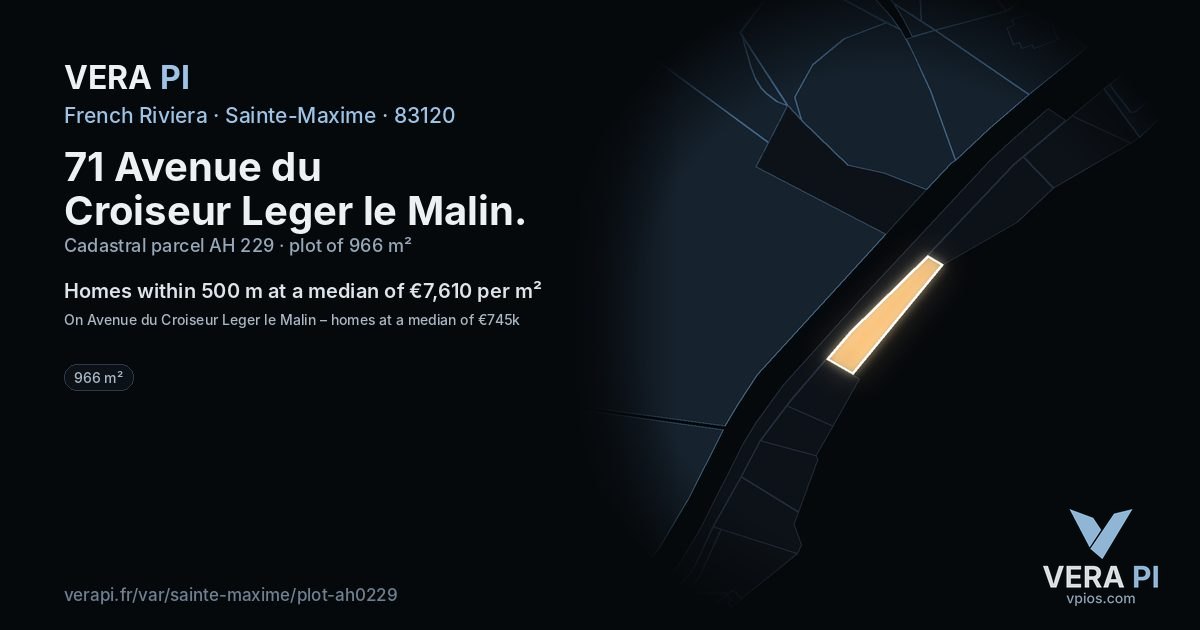 71 Avenue du Croiseur Leger le Malin, Sainte-Maxime at night – the plot lit, the parcels around coloured by the prices near them