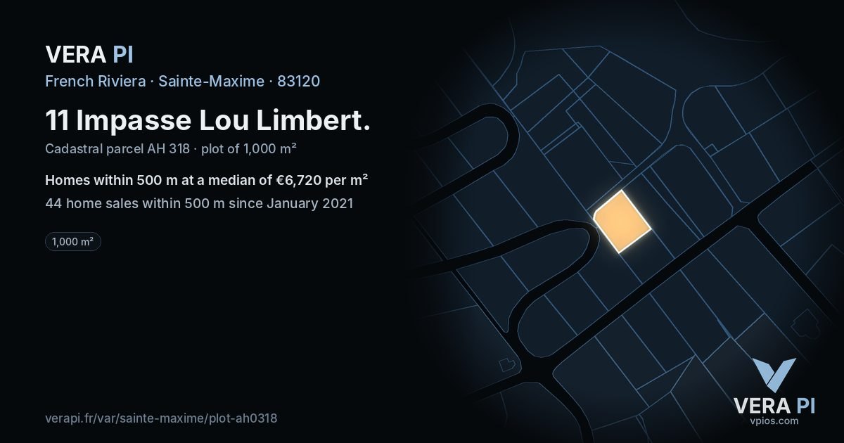 11 Impasse Lou Limbert, Sainte-Maxime at night – the plot lit, the parcels around coloured by the prices near them
