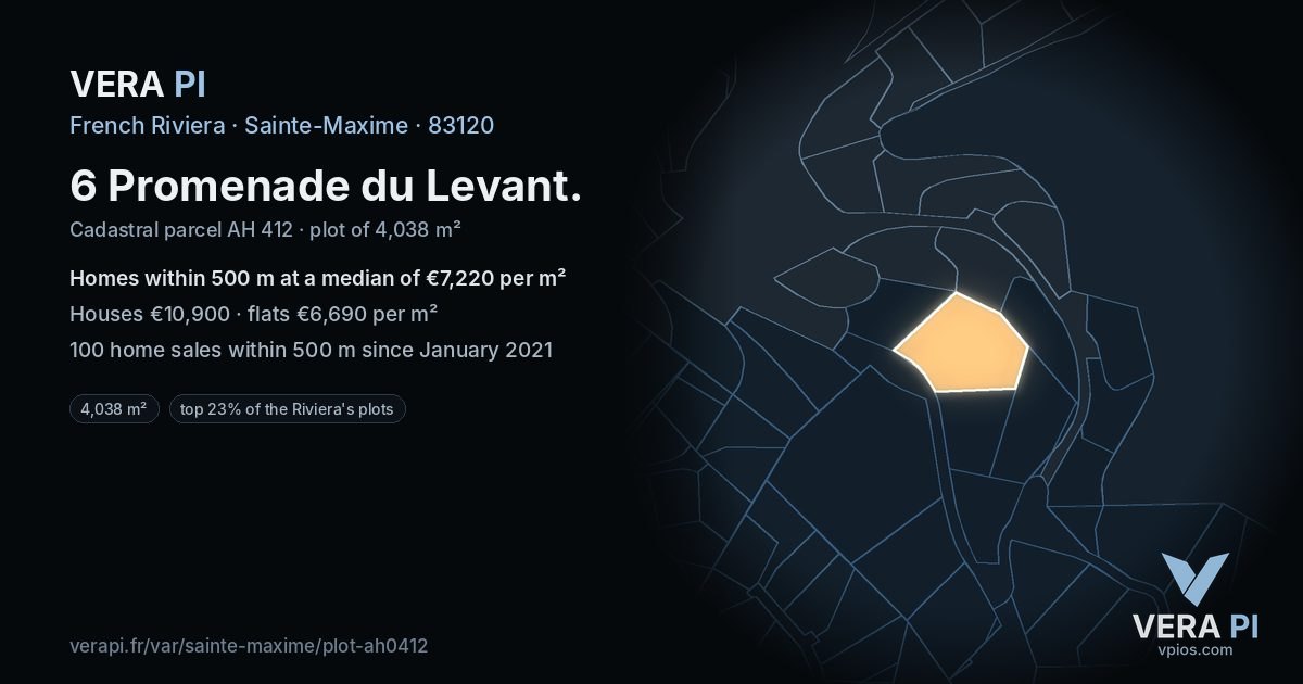 6 Promenade du Levant, Sainte-Maxime at night – the plot lit, the parcels around coloured by the prices near them