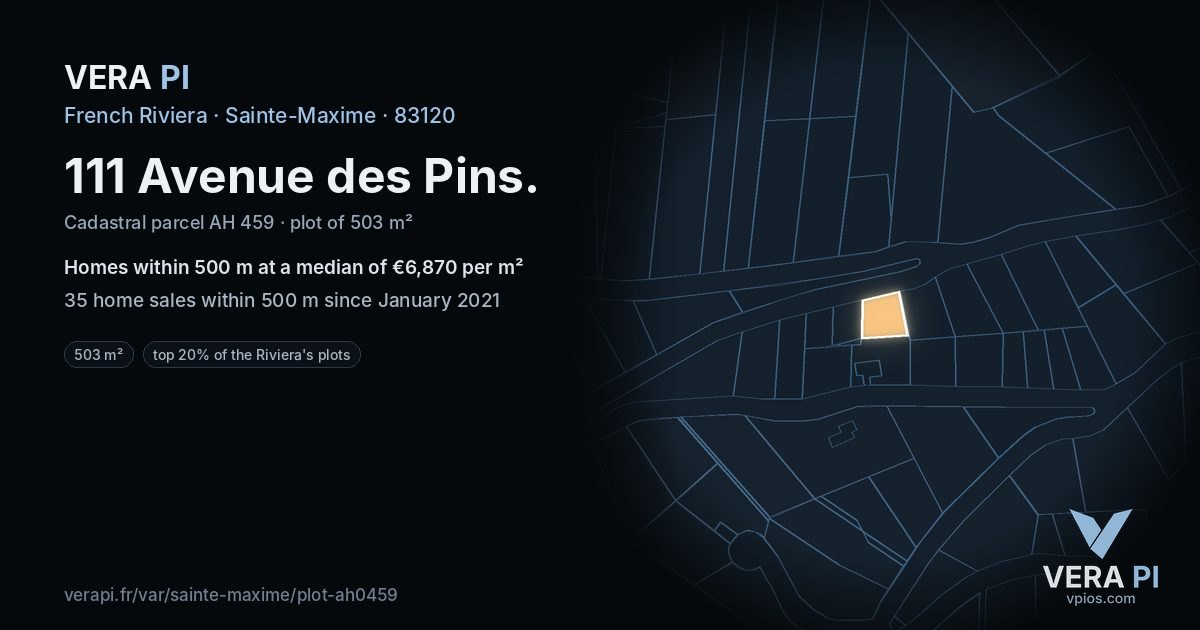 111 Avenue des Pins, Sainte-Maxime at night – the plot lit, the parcels around coloured by the prices near them
