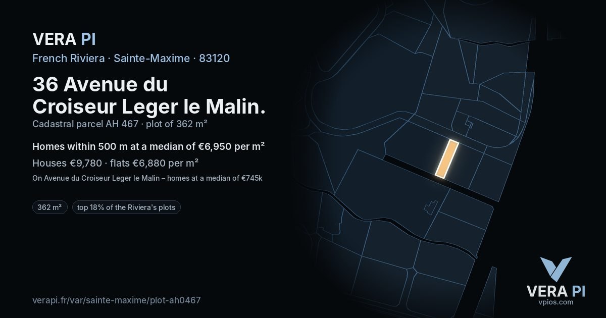 36 Avenue du Croiseur Leger le Malin, Sainte-Maxime at night – the plot lit, the parcels around coloured by the prices near them