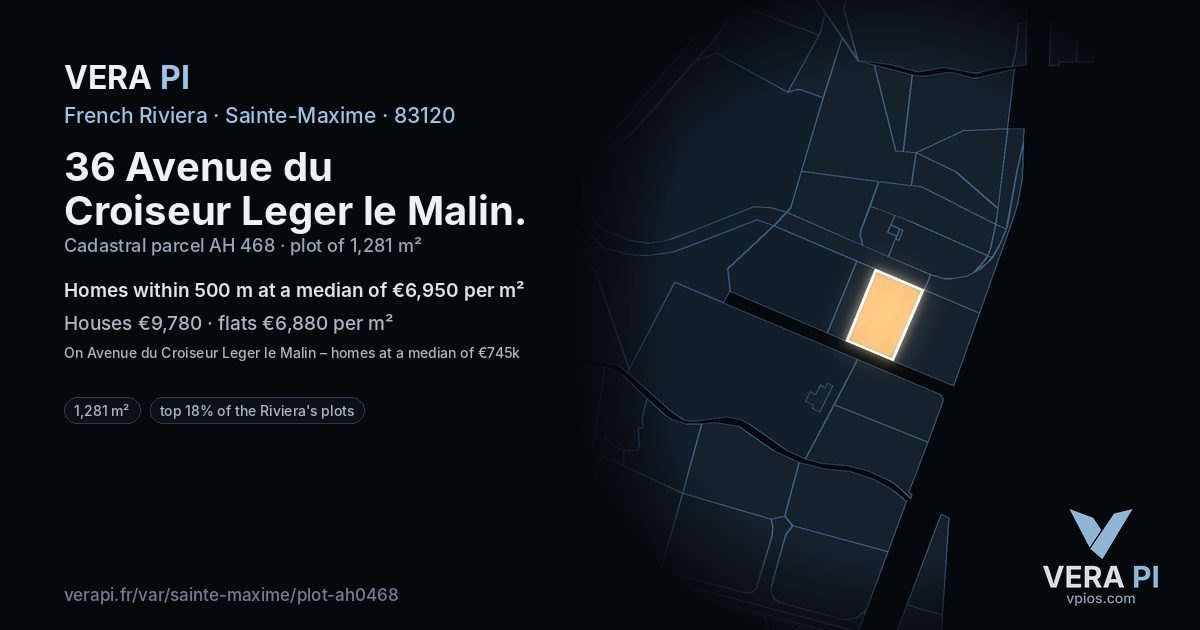 36 Avenue du Croiseur Leger le Malin, Sainte-Maxime at night – the plot lit, the parcels around coloured by the prices near them