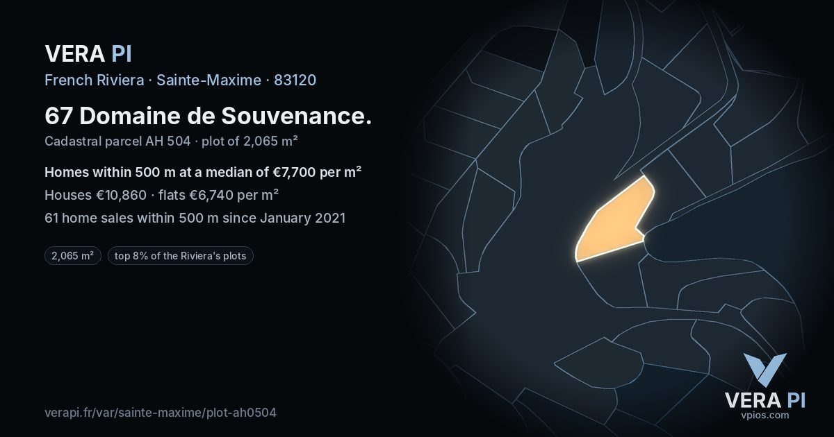 67 Domaine de Souvenance, Sainte-Maxime at night – the plot lit, the parcels around coloured by the prices near them