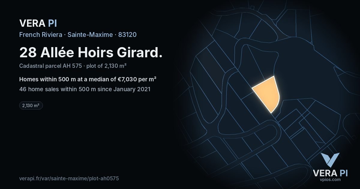 28 Allée Hoirs Girard, Sainte-Maxime at night – the plot lit, the parcels around coloured by the prices near them
