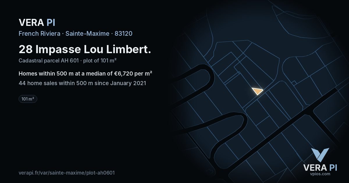 28 Impasse Lou Limbert, Sainte-Maxime at night – the plot lit, the parcels around coloured by the prices near them