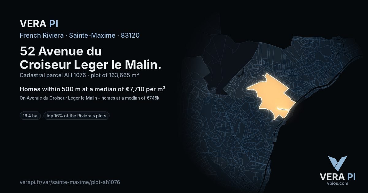 52 Avenue du Croiseur Leger le Malin, Sainte-Maxime at night – the plot lit, the parcels around coloured by the prices near them