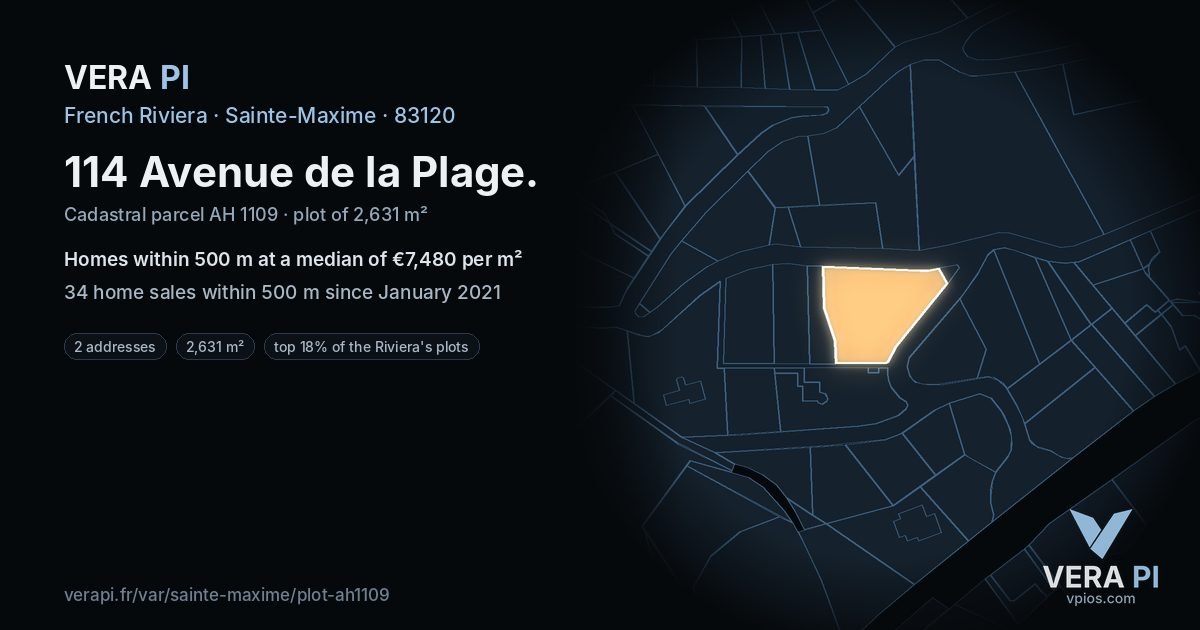 114 Avenue de la Plage, Sainte-Maxime at night – the plot lit, the parcels around coloured by the prices near them