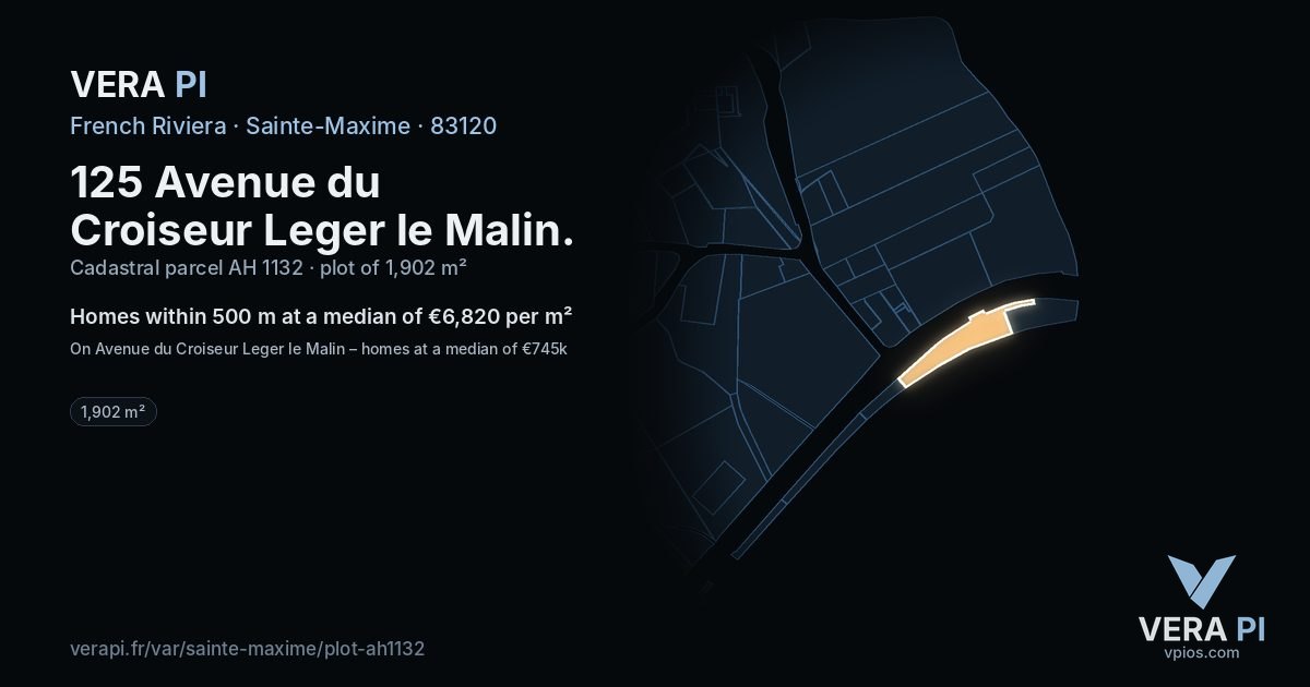 125 Avenue du Croiseur Leger le Malin, Sainte-Maxime at night – the plot lit, the parcels around coloured by the prices near them