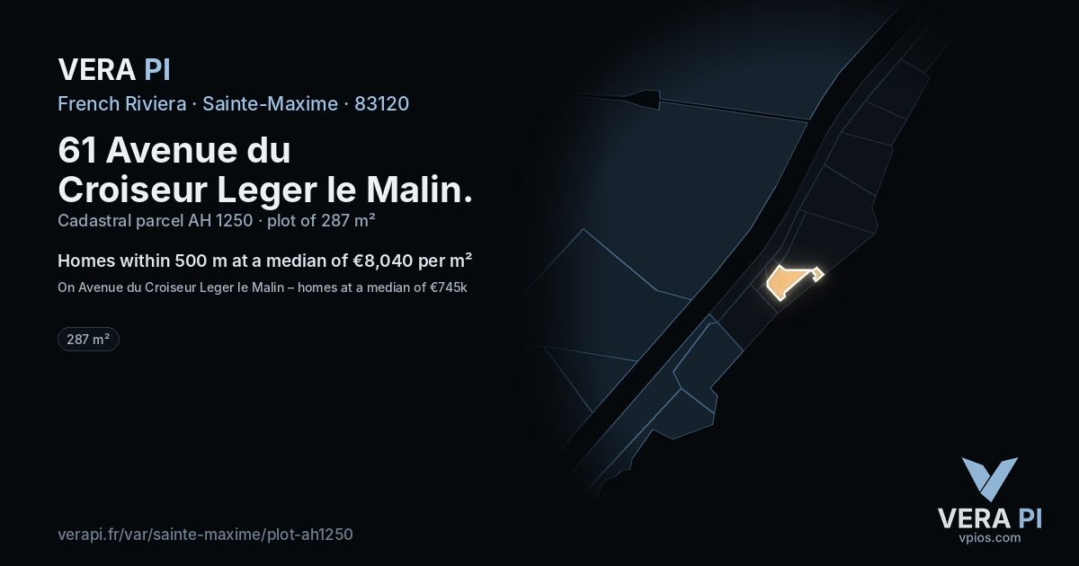 61 Avenue du Croiseur Leger le Malin, Sainte-Maxime at night – the plot lit, the parcels around coloured by the prices near them