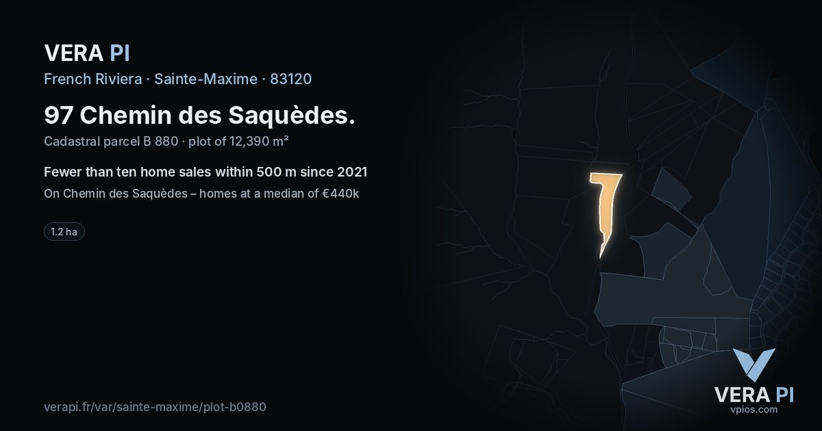 97 Chemin des Saquèdes, Sainte-Maxime at night – the plot lit, the parcels around coloured by the prices near them