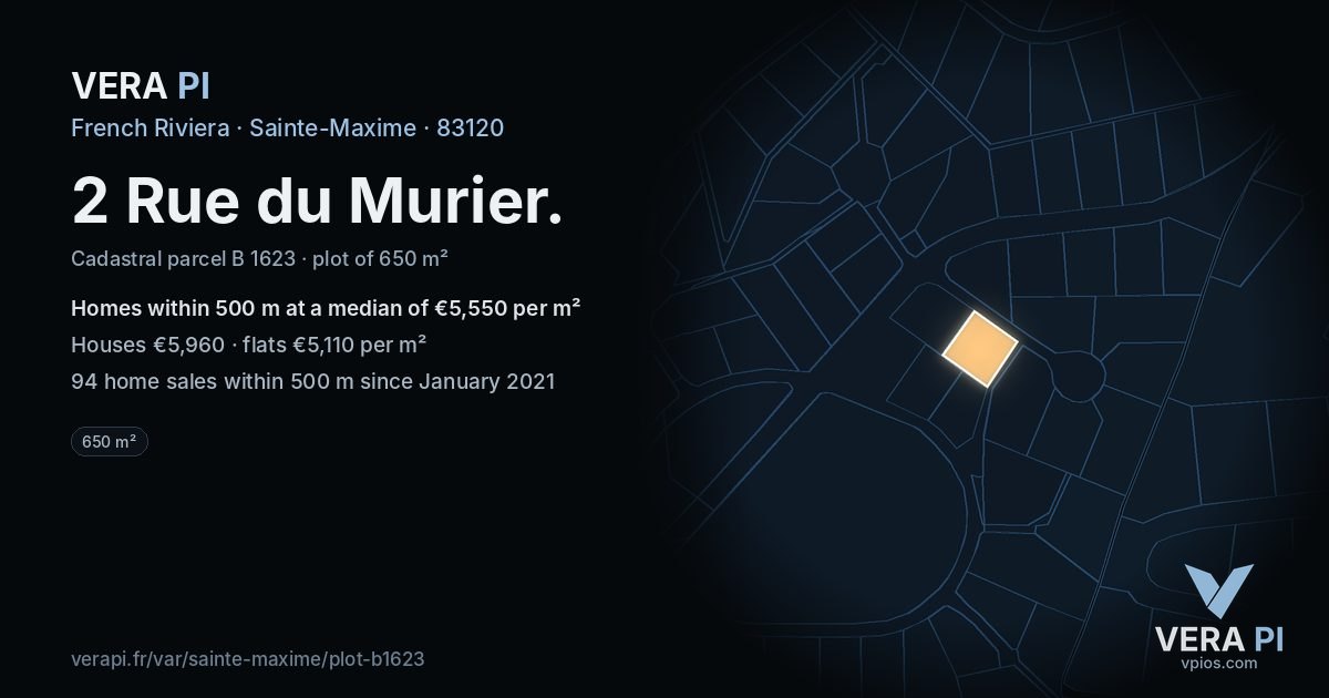 2 Rue du Murier, Sainte-Maxime at night – the plot lit, the parcels around coloured by the prices near them