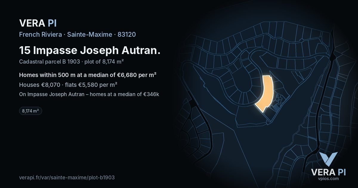 15 Impasse Joseph Autran, Sainte-Maxime at night – the plot lit, the parcels around coloured by the prices near them