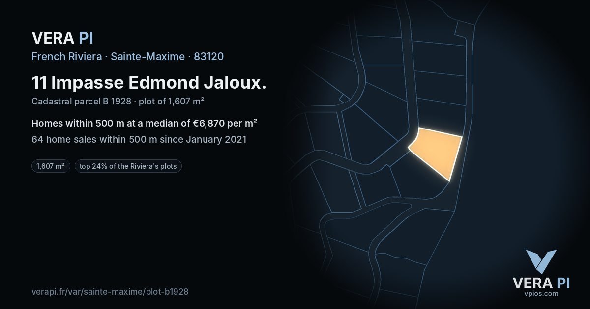 11 Impasse Edmond Jaloux, Sainte-Maxime at night – the plot lit, the parcels around coloured by the prices near them