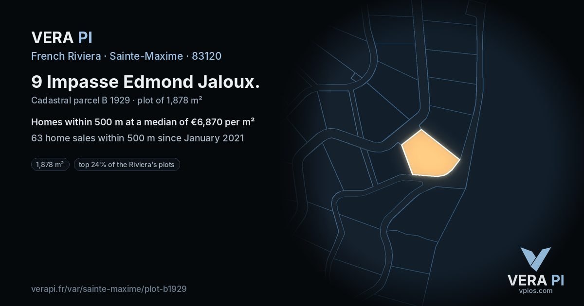 9 Impasse Edmond Jaloux, Sainte-Maxime at night – the plot lit, the parcels around coloured by the prices near them
