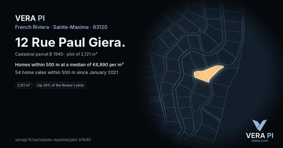 12 Rue Paul Giera, Sainte-Maxime at night – the plot lit, the parcels around coloured by the prices near them