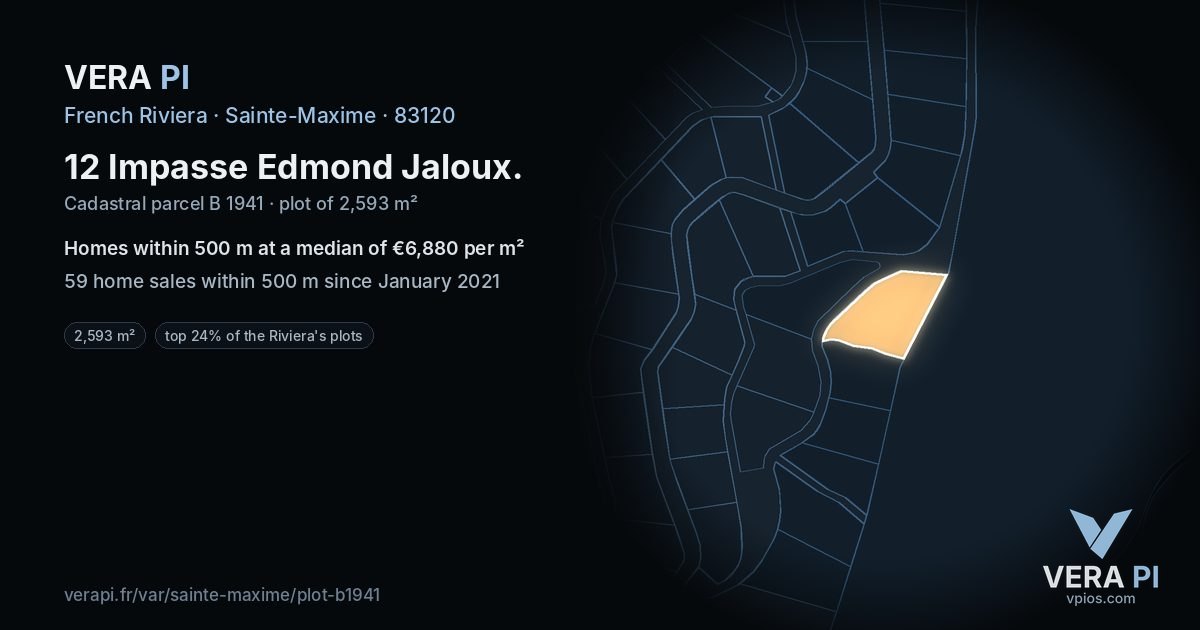 12 Impasse Edmond Jaloux, Sainte-Maxime at night – the plot lit, the parcels around coloured by the prices near them
